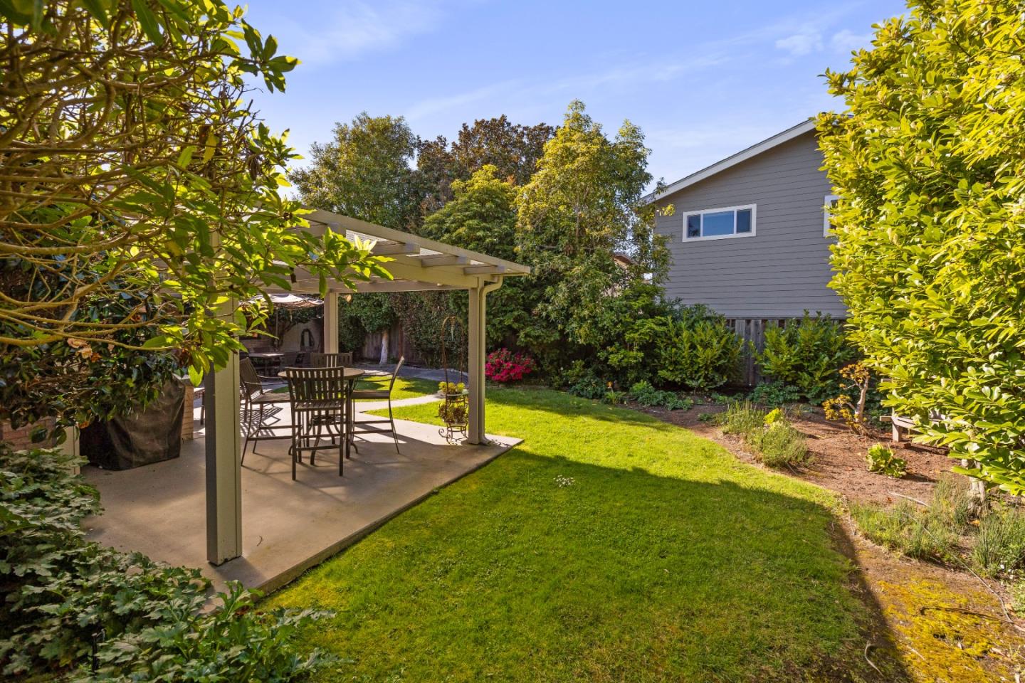 Detail Gallery Image 42 of 45 For 732 Seacliff Dr, Aptos,  CA 95003 - 3 Beds | 2 Baths