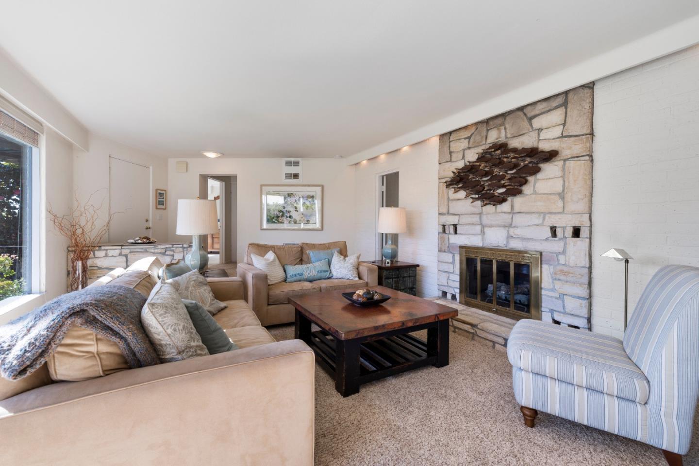 Detail Gallery Image 9 of 45 For 732 Seacliff Dr, Aptos,  CA 95003 - 3 Beds | 2 Baths