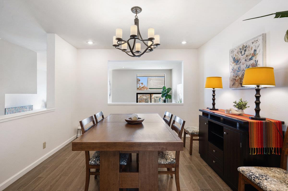 Detail Gallery Image 11 of 55 For 53 Appian Way #C,  South San Francisco,  CA 94080 - 3 Beds | 2/1 Baths
