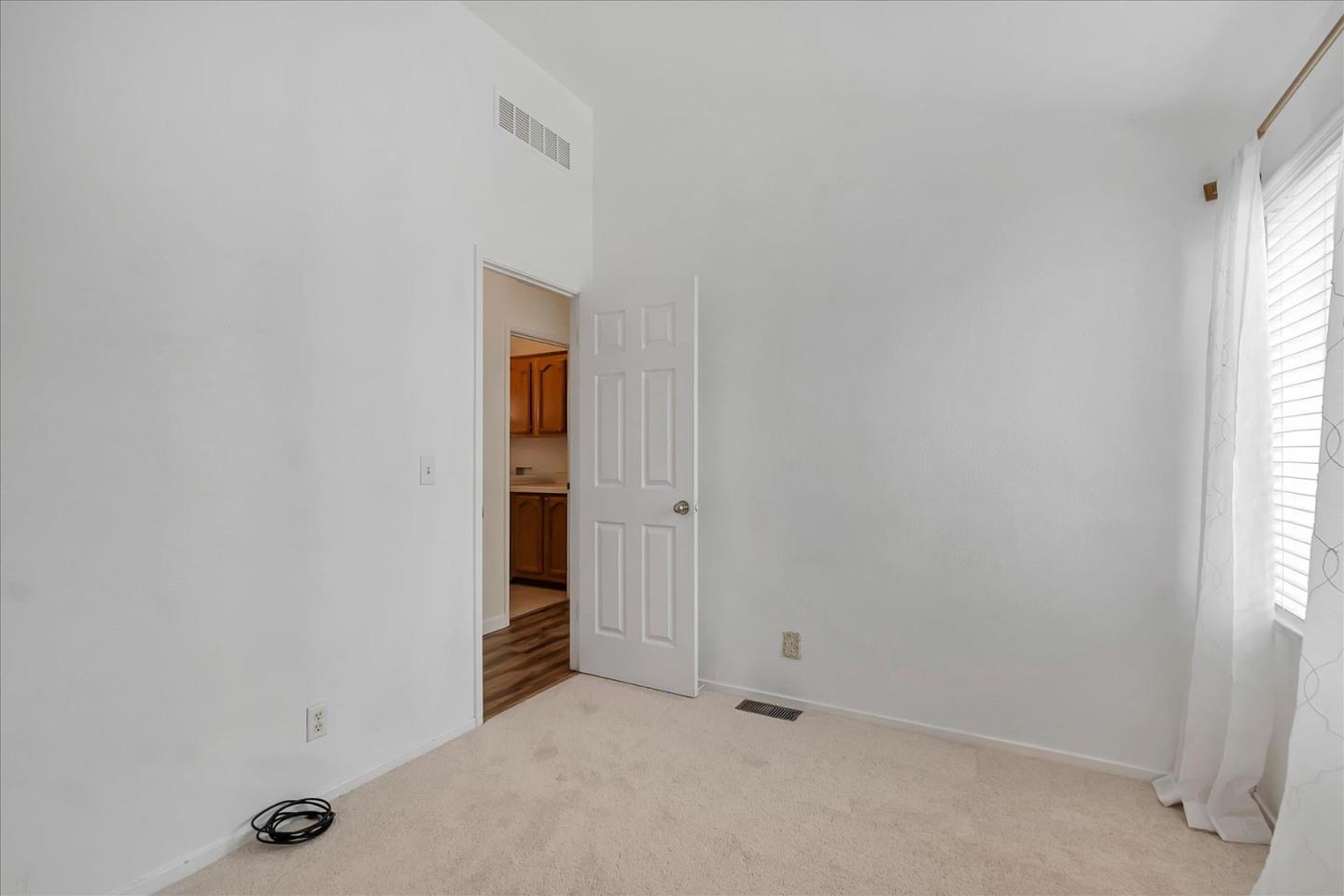 Detail Gallery Image 19 of 32 For 6130 Monterey Rd #302,  San Jose,  CA 95138 - 3 Beds | 2 Baths