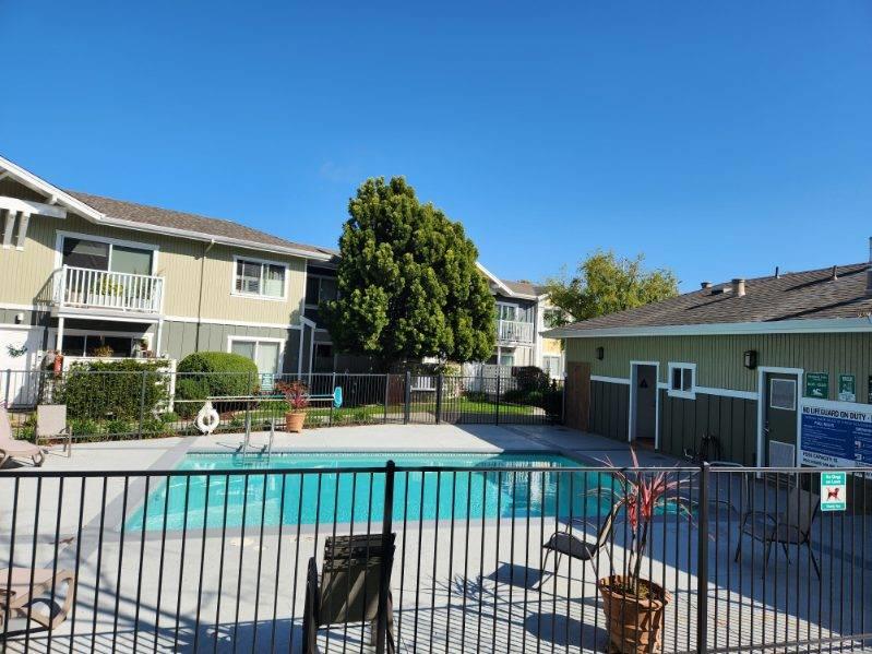 Detail Gallery Image 13 of 14 For 755 14th Ave #314,  Santa Cruz,  CA 95062 - 2 Beds | 1 Baths