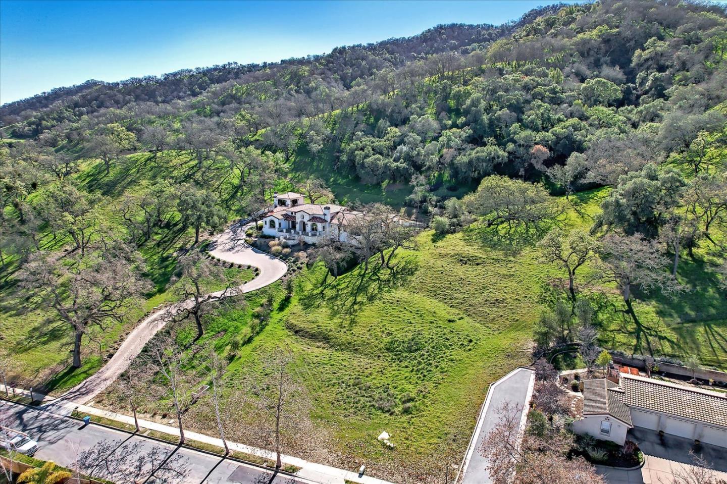 7231 Eagle Ridge Dr, Gilroy, CA 95020 Beds Baths (Active) ML81960501 MLSL