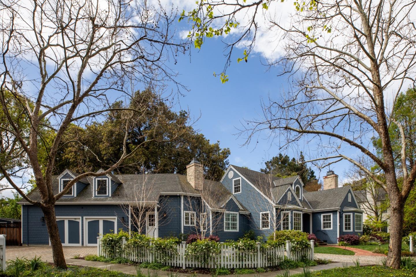 Detail Gallery Image 1 of 1 For 166 Seminary Dr, Menlo Park,  CA 94025 - 5 Beds | 3/1 Baths