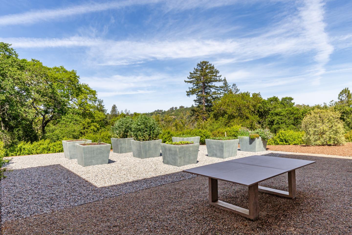 Detail Gallery Image 38 of 43 For 1 Grove Ct, Portola Valley,  CA 94028 - 3 Beds | 3/1 Baths