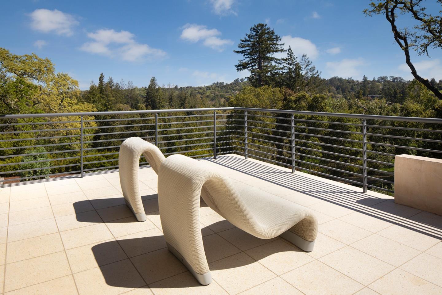 Detail Gallery Image 9 of 43 For 1 Grove Ct, Portola Valley,  CA 94028 - 3 Beds | 3/1 Baths