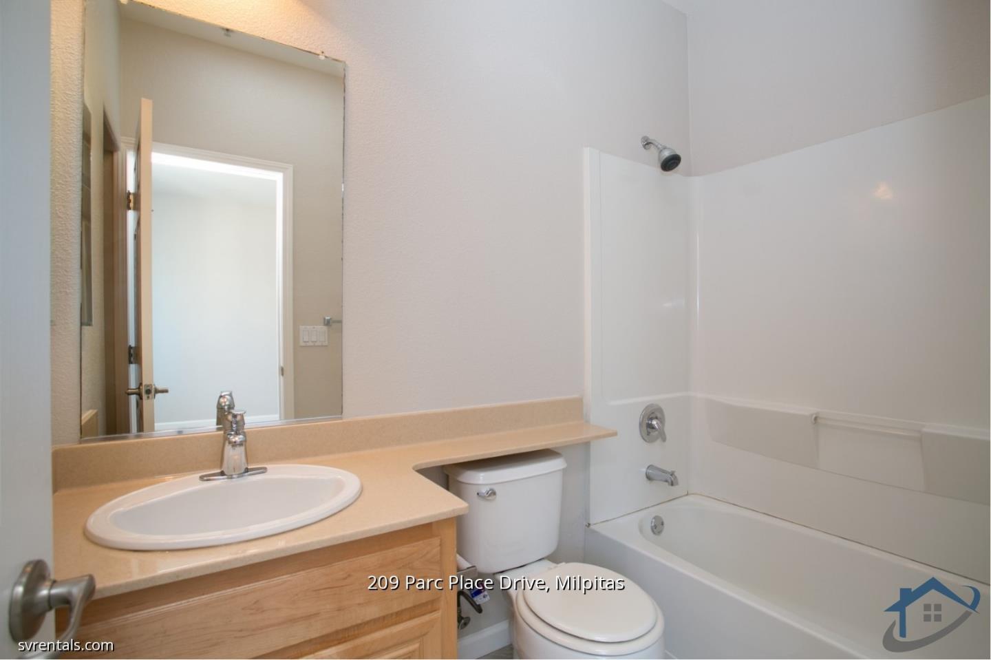 Detail Gallery Image 13 of 23 For 209 Parc Place Dr, Milpitas,  CA 95035 - 2 Beds | 2/1 Baths