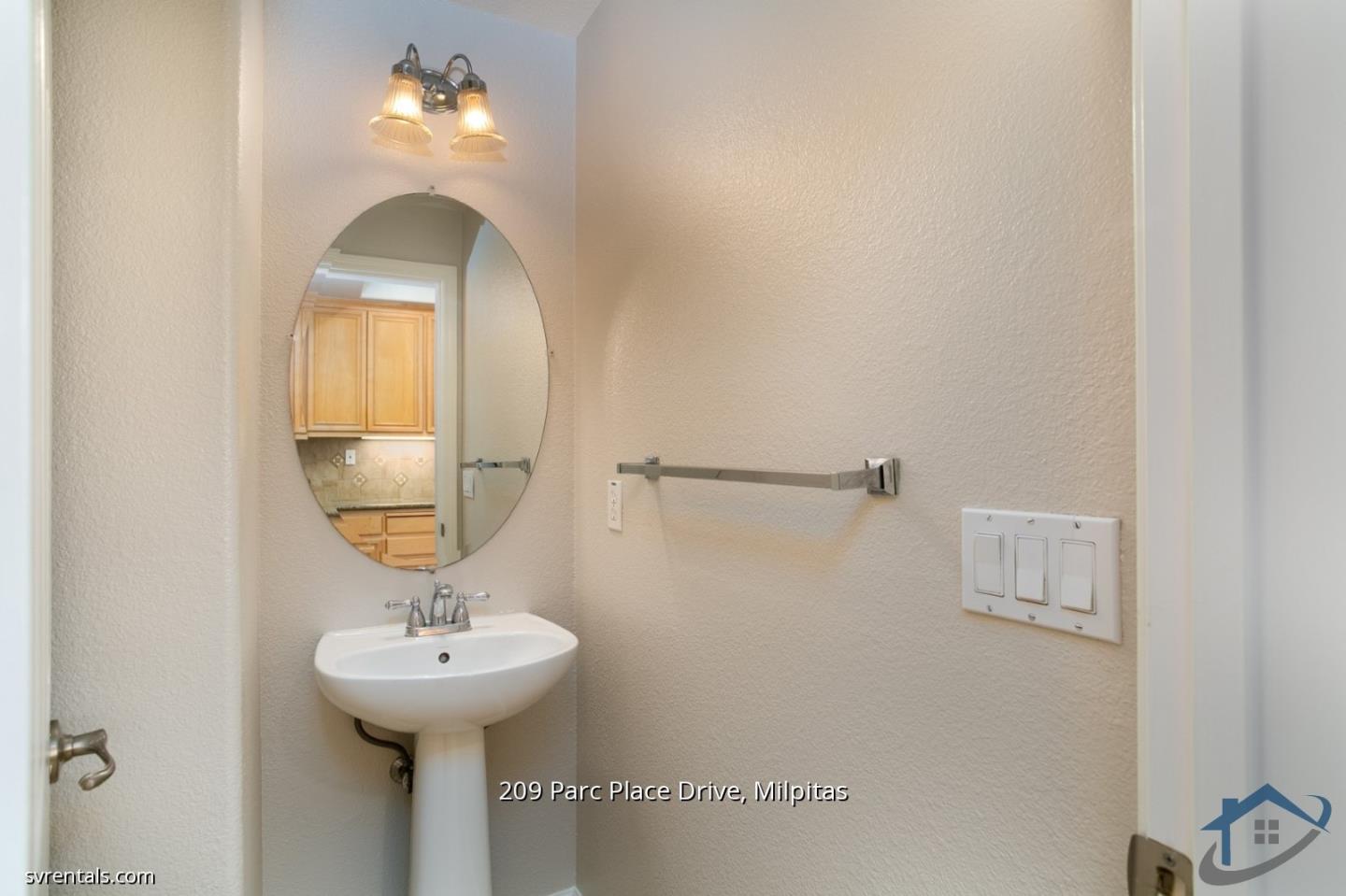 Detail Gallery Image 9 of 23 For 209 Parc Place Dr, Milpitas,  CA 95035 - 2 Beds | 2/1 Baths