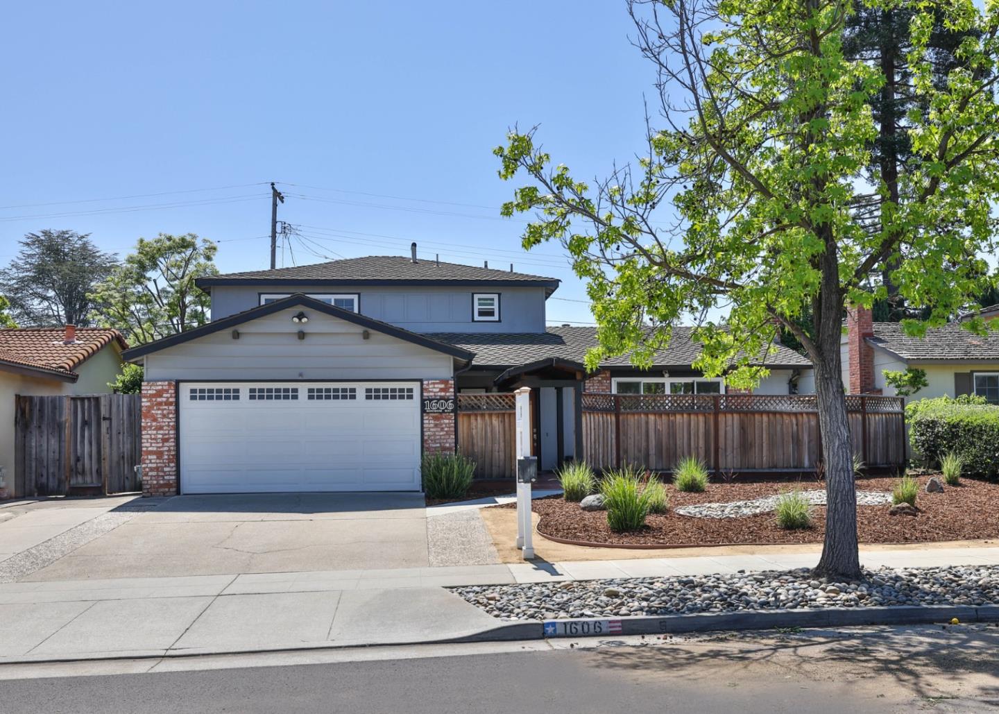 Detail Gallery Image 1 of 1 For 1606 Montrose Way, San Jose,  CA 95124 - 3 Beds | 2/1 Baths