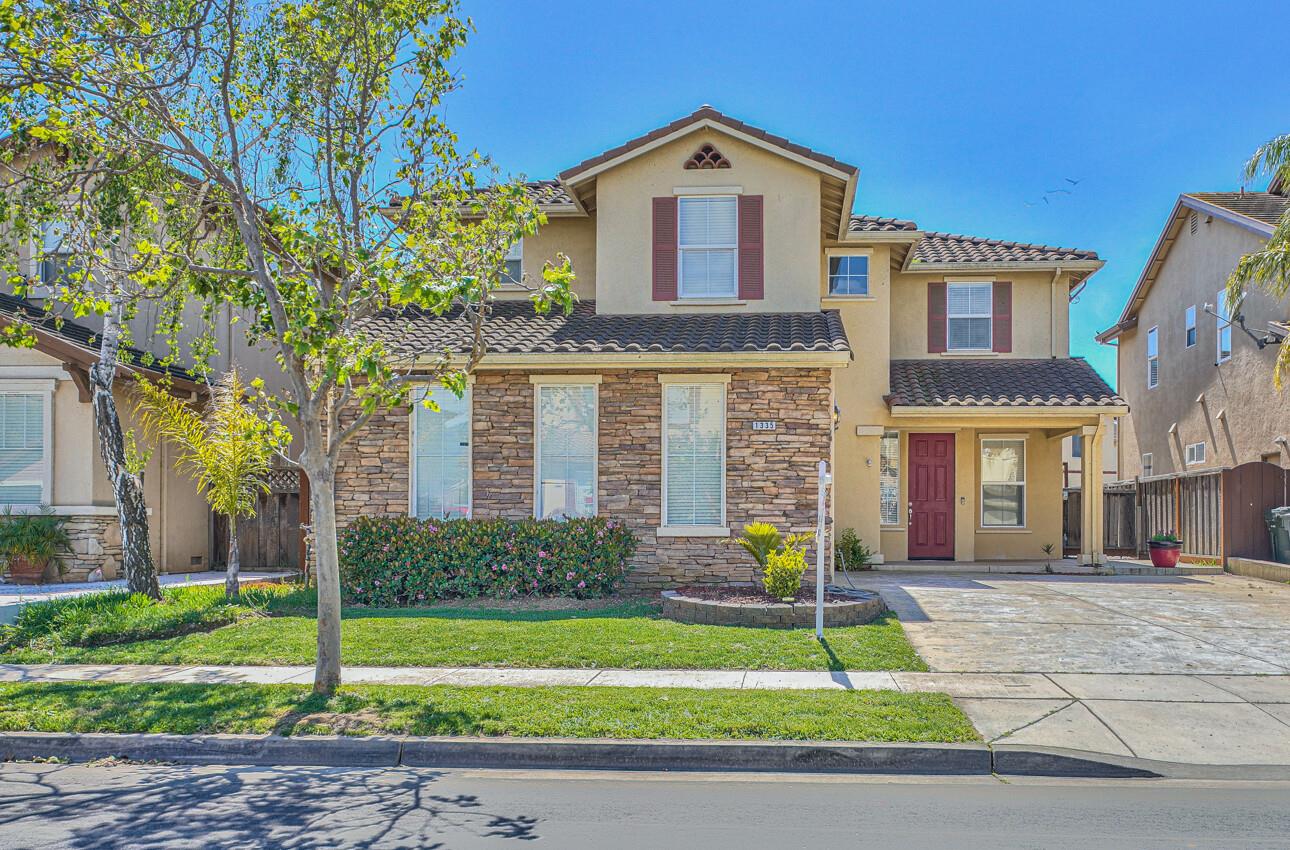 Detail Gallery Image 1 of 40 For 1335 Cassino Way, Salinas,  CA 93905 - 3 Beds | 4 Baths
