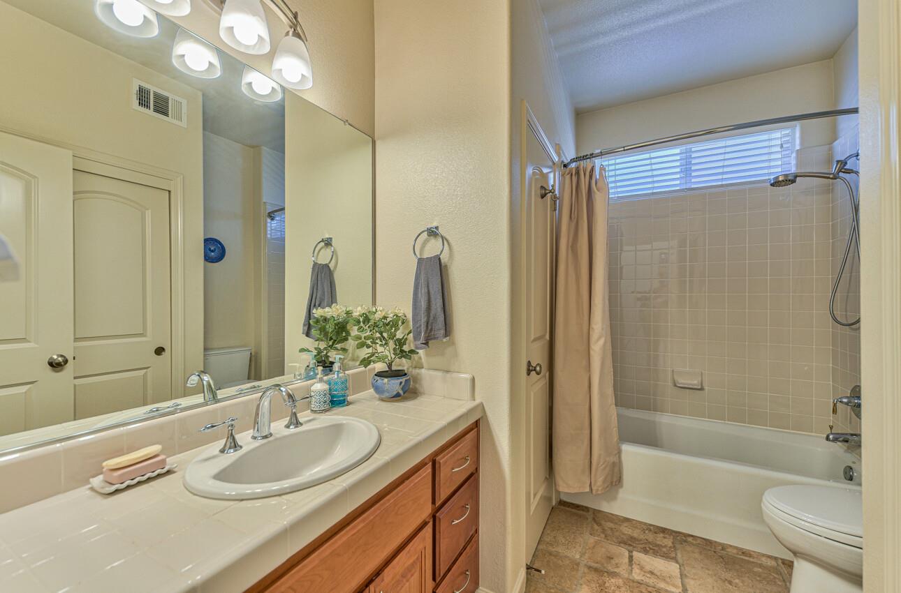 Detail Gallery Image 22 of 40 For 1335 Cassino Way, Salinas,  CA 93905 - 3 Beds | 4 Baths