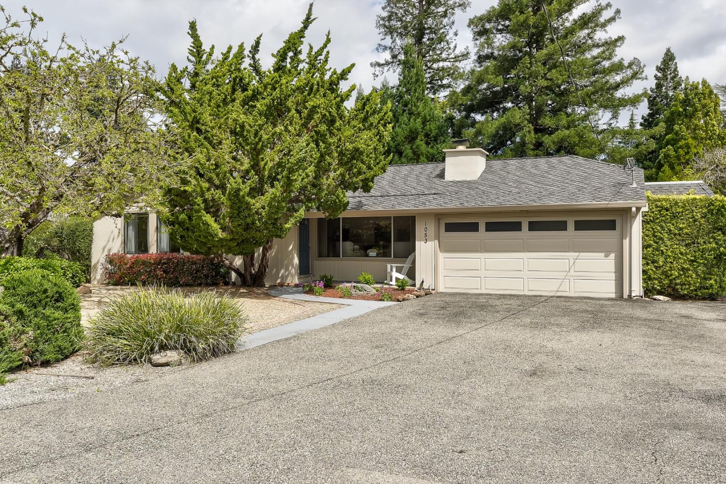 1053 Echo Drive, Los Altos, CA 