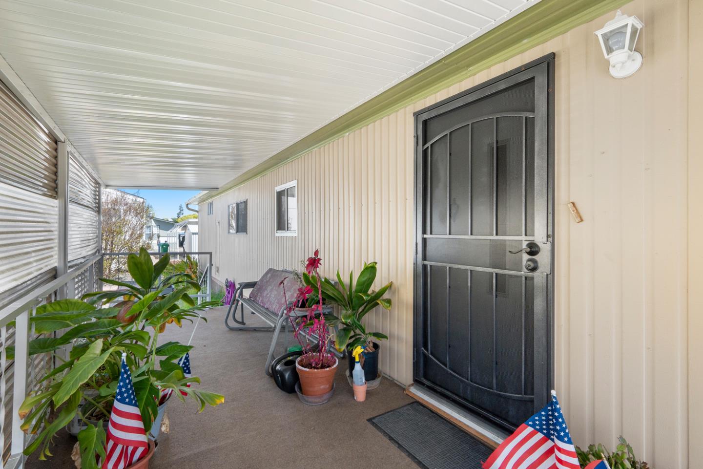 Detail Gallery Image 2 of 12 For 1417 Macatera Ave #257,  Hayward,  CA 94544 - 2 Beds | 2 Baths