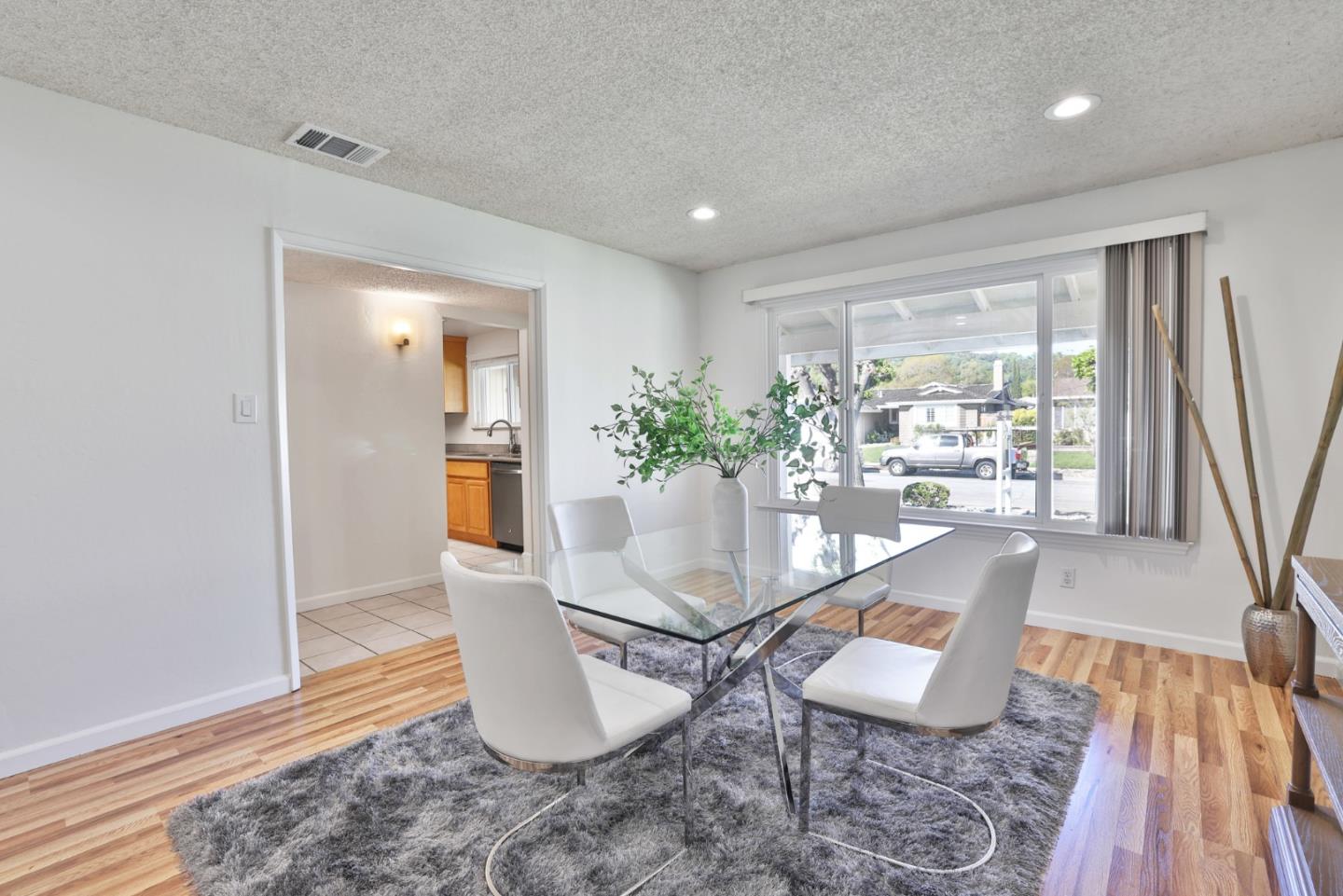 Detail Gallery Image 10 of 31 For 6186 Ocho Rios Dr, San Jose,  CA 95123 - 3 Beds | 2 Baths