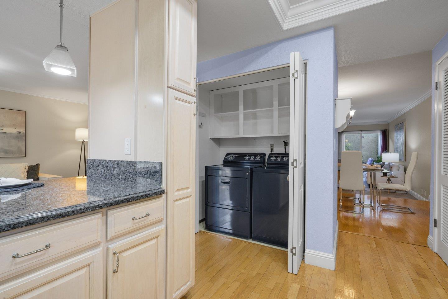 Detail Gallery Image 16 of 43 For 1669 White Creek Ln, San Jose,  CA 95125 - 3 Beds | 2/1 Baths