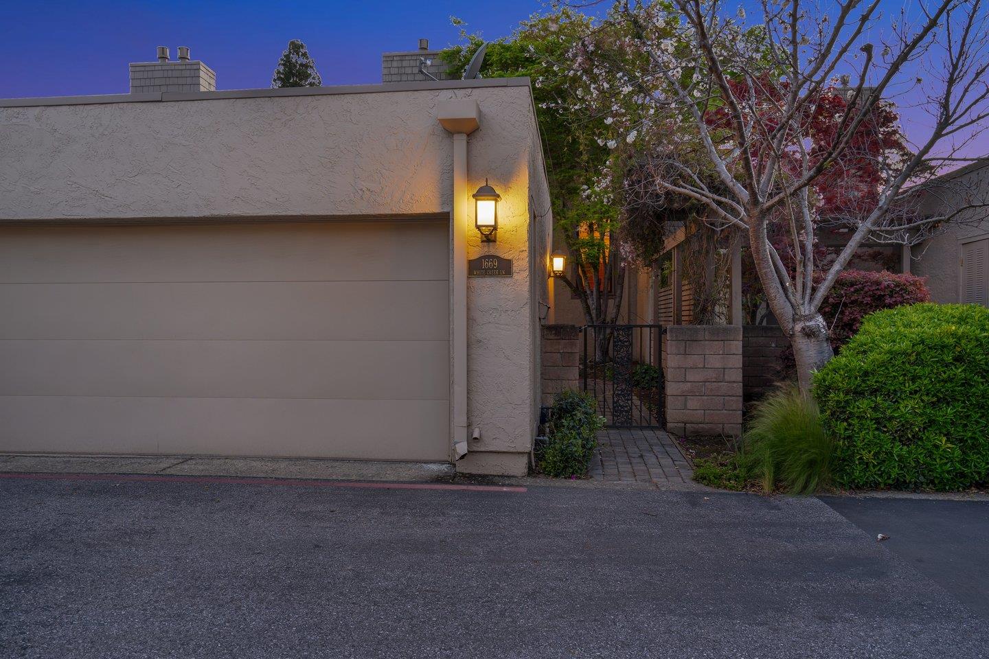Detail Gallery Image 39 of 43 For 1669 White Creek Ln, San Jose,  CA 95125 - 3 Beds | 2/1 Baths