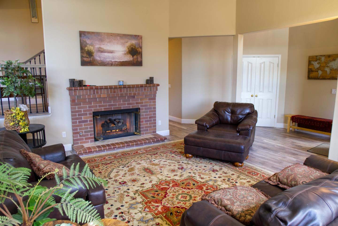 Detail Gallery Image 14 of 84 For 3410 White Oak Ct, Morgan Hill,  CA 95037 - 5 Beds | 2/1 Baths
