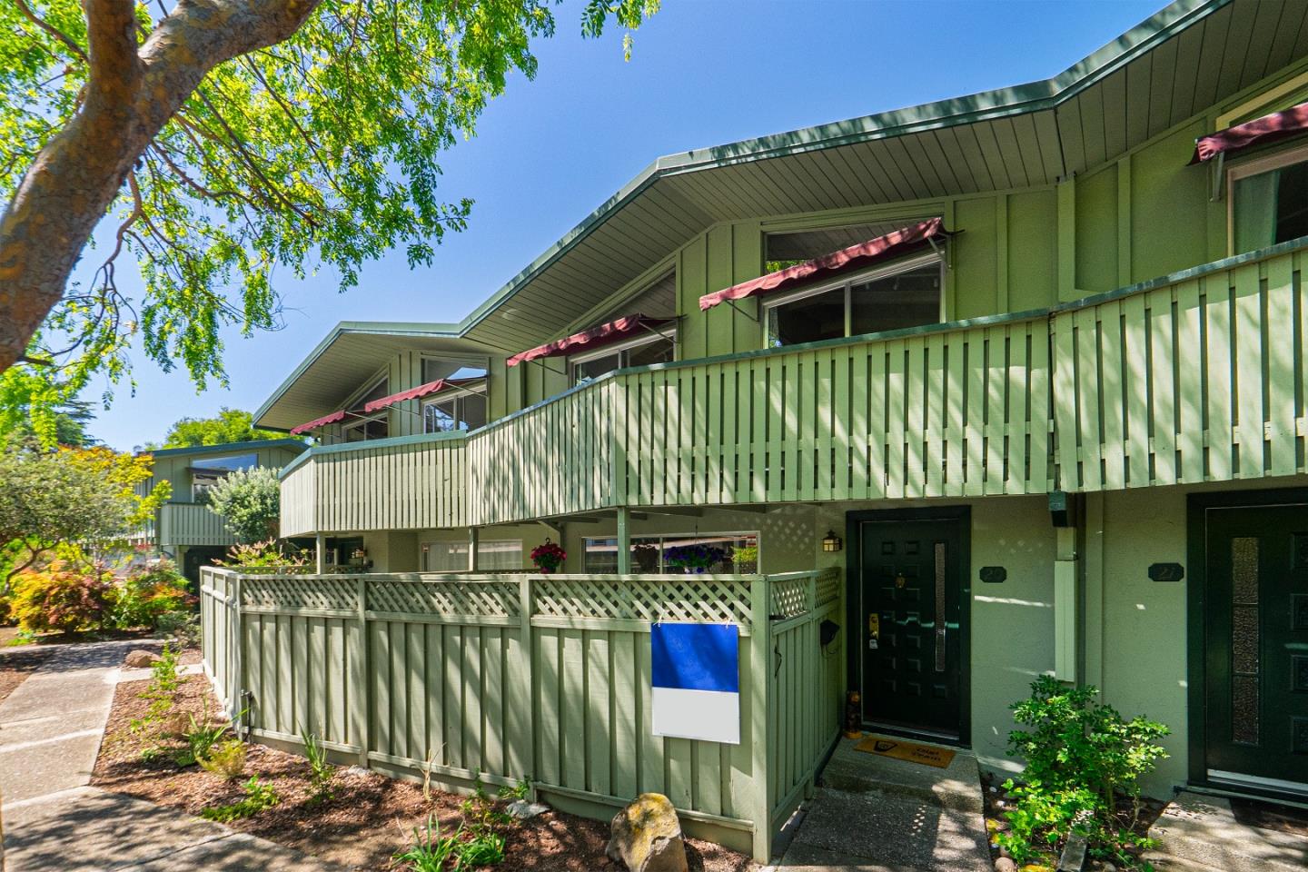 Photo of 278 Monroe Dr #20 in Mountain View, CA