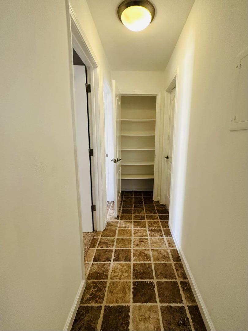 Detail Gallery Image 7 of 11 For 464 Dempsey Rd #265,  Milpitas,  CA 95035 - 2 Beds | 1 Baths