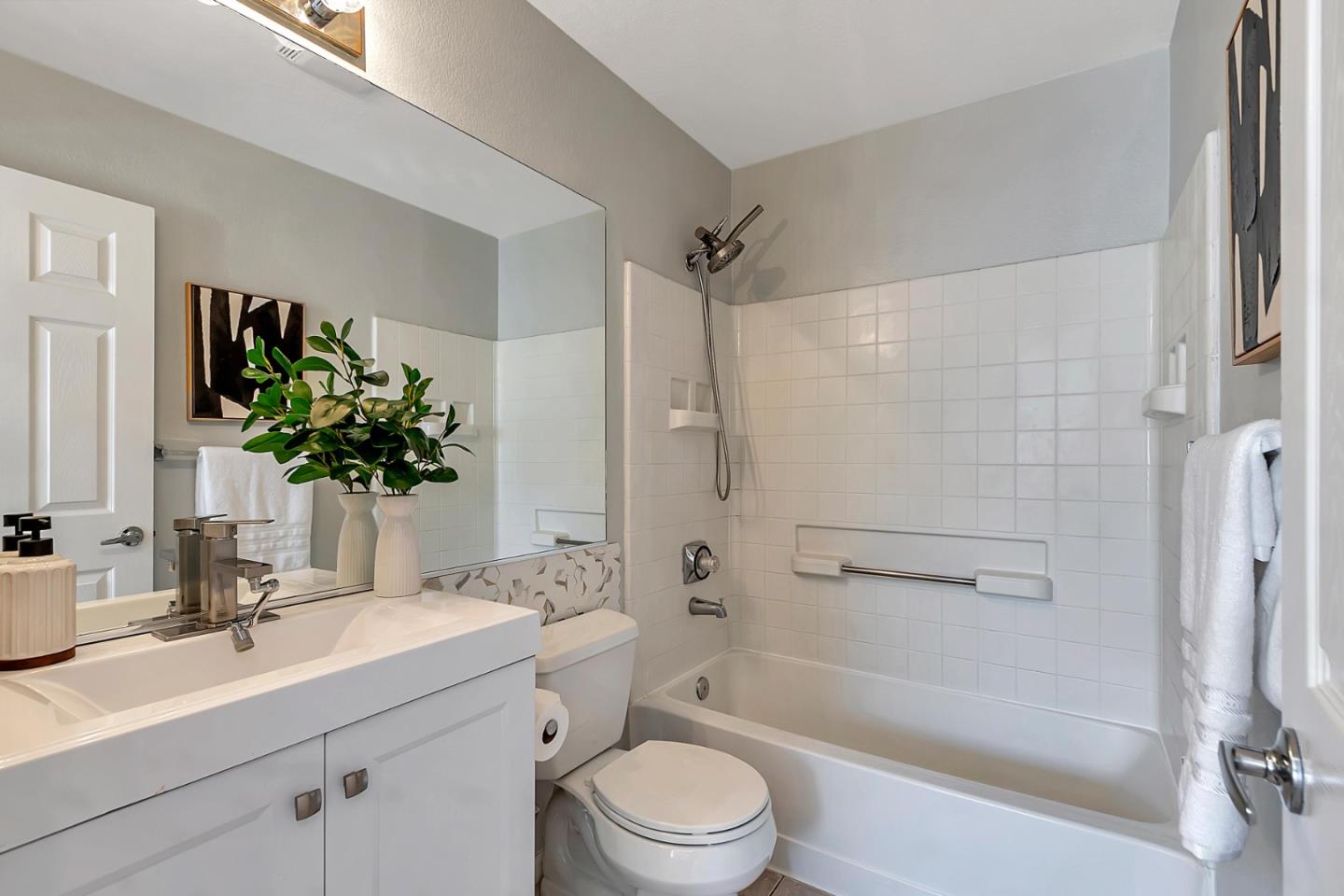 Detail Gallery Image 26 of 50 For 600 Baltic Cir #608,  Redwood City,  CA 94065 - 2 Beds | 2/1 Baths