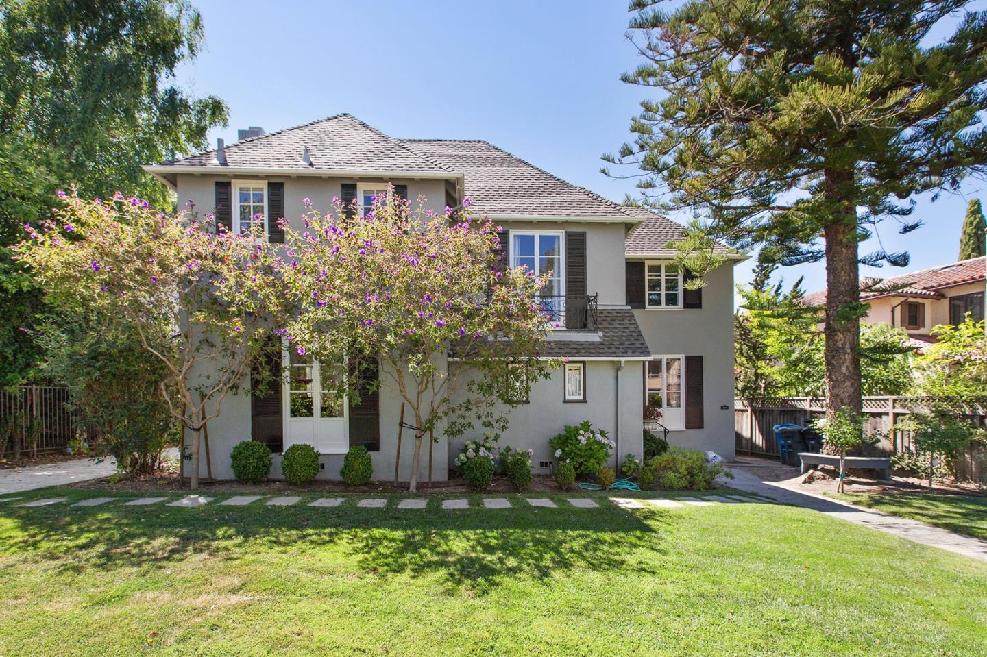 320 Parrott Drive, San Mateo, CA 