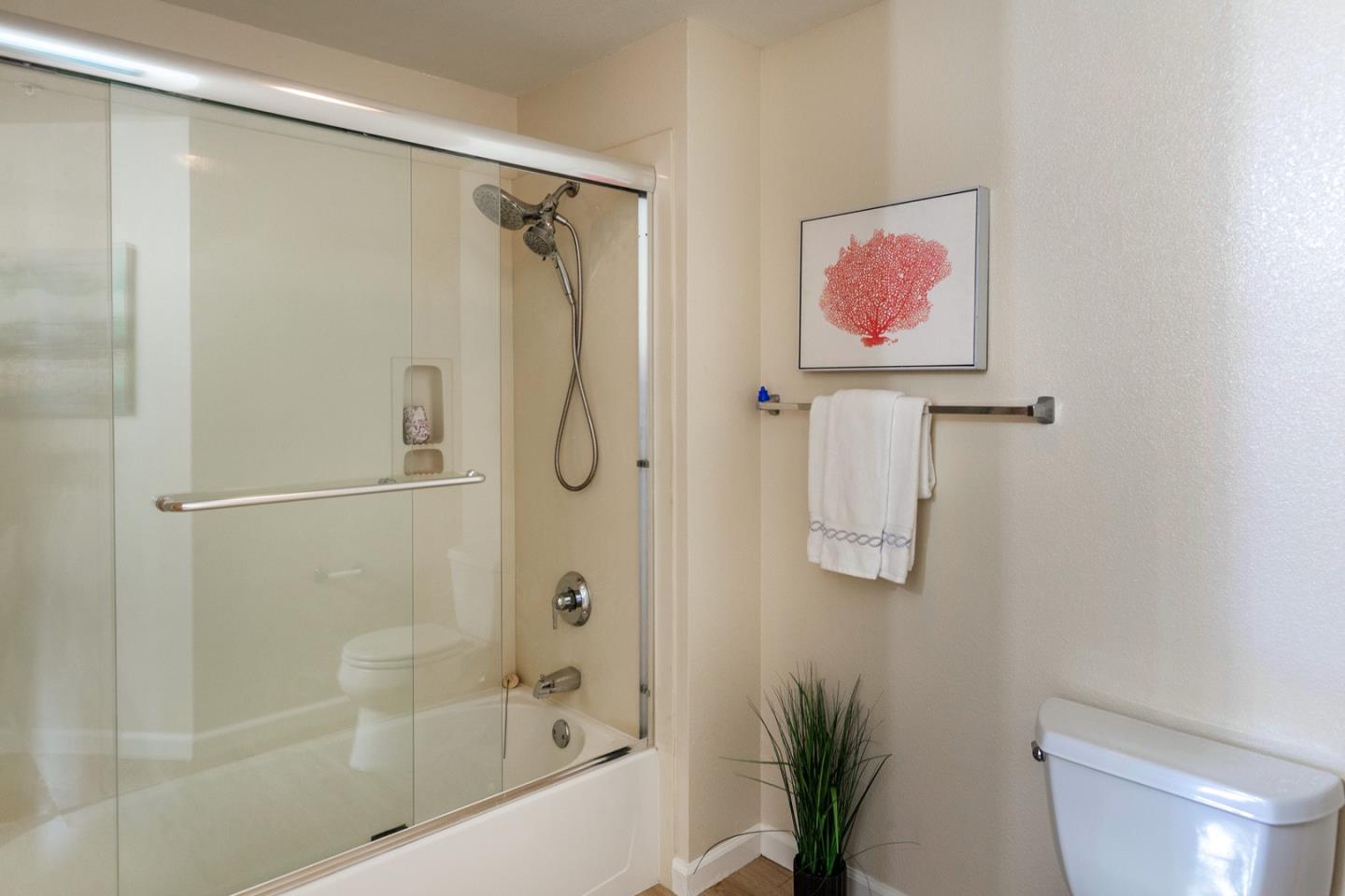 Detail Gallery Image 13 of 22 For 38700 Tyson Ln 203a,  Fremont,  CA 94536 - 2 Beds | 2 Baths
