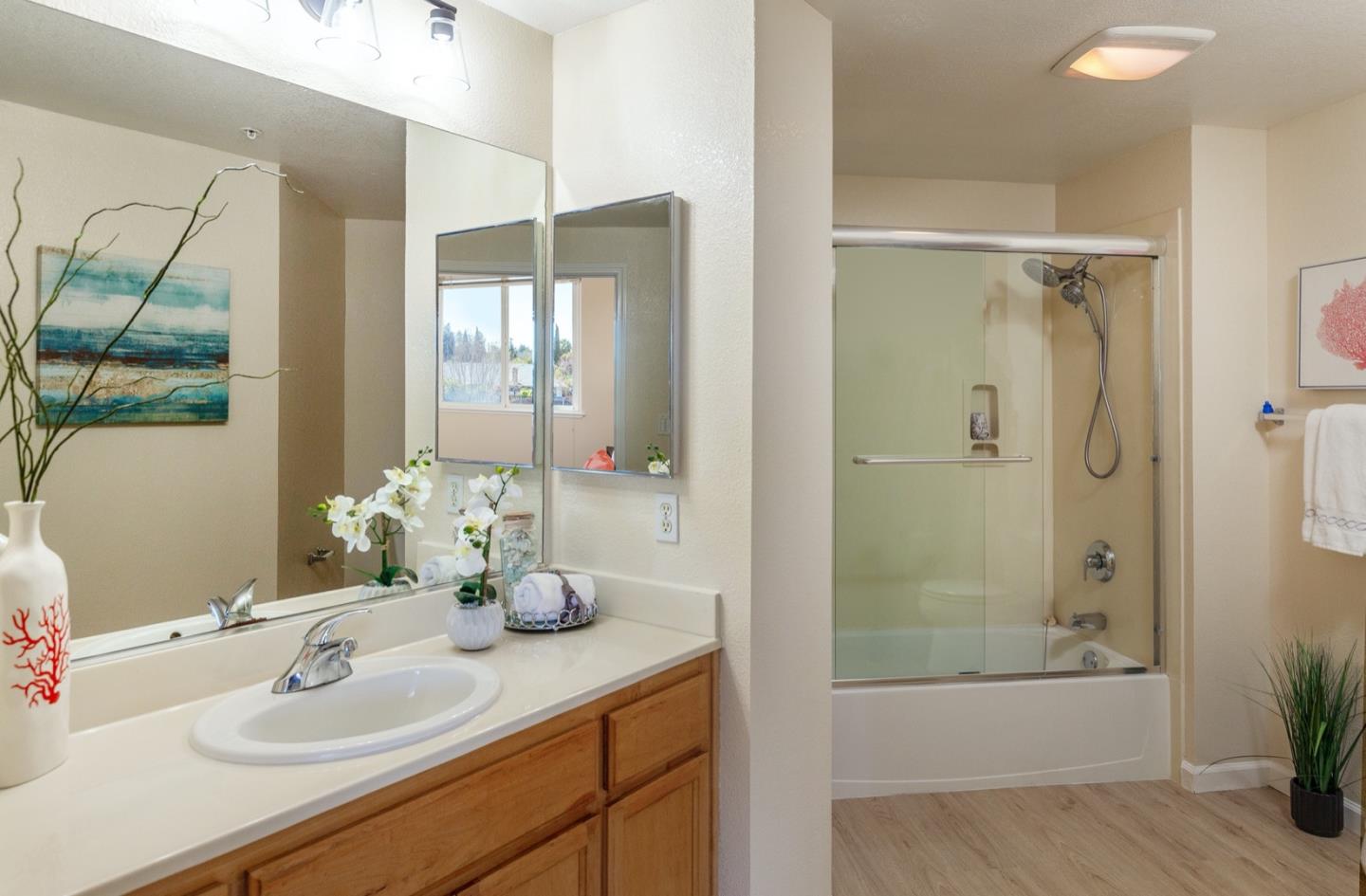 Detail Gallery Image 14 of 22 For 38700 Tyson Ln 203a,  Fremont,  CA 94536 - 2 Beds | 2 Baths