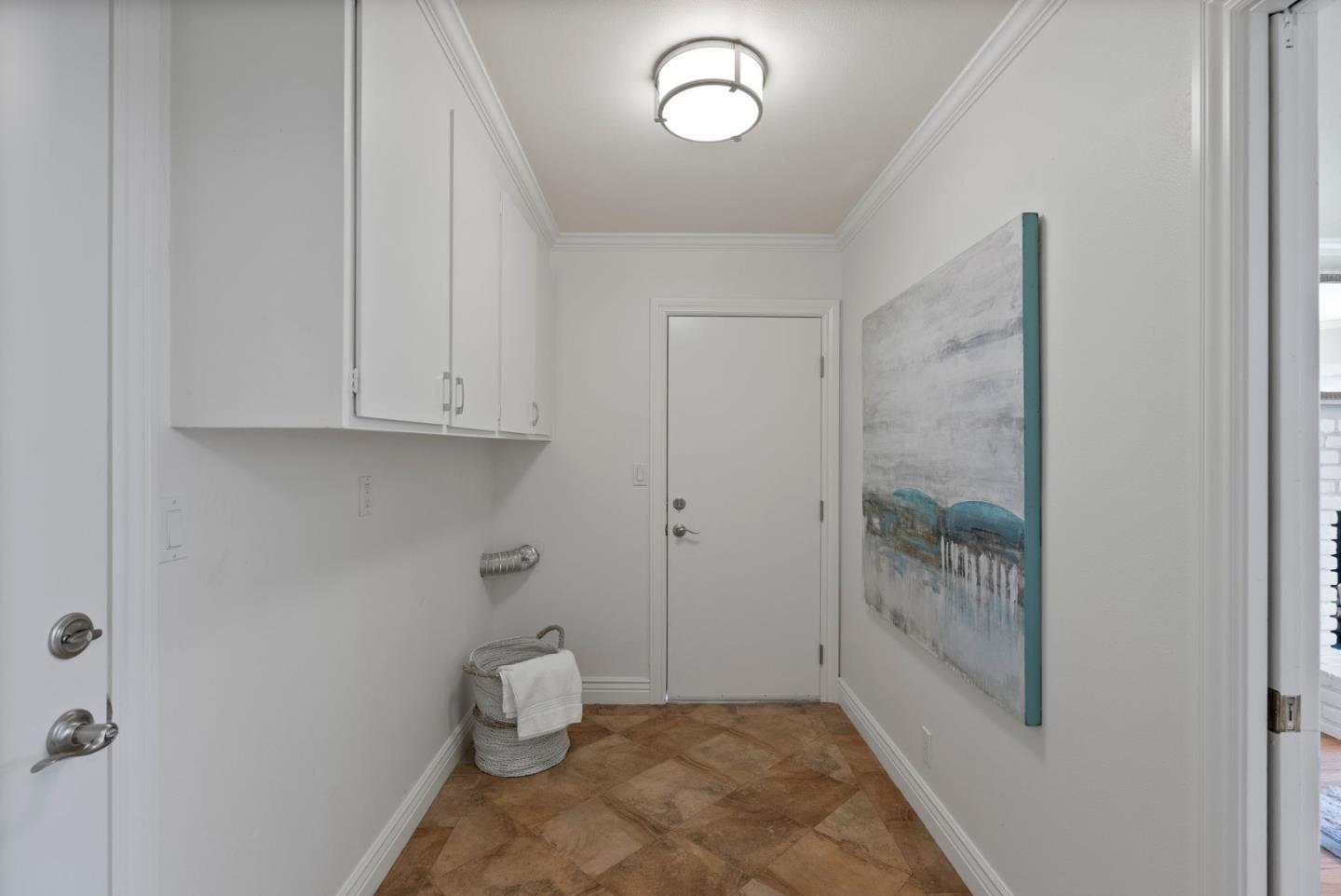 Detail Gallery Image 21 of 56 For 20392 Manoa Ct, Saratoga,  CA 95070 - 4 Beds | 2/1 Baths