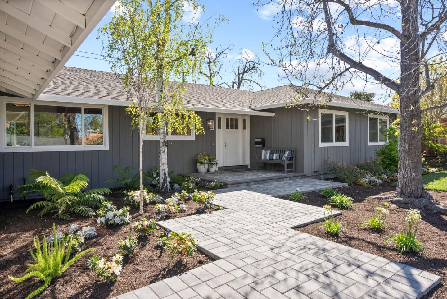 Detail Gallery Image 3 of 56 For 20392 Manoa Ct, Saratoga,  CA 95070 - 4 Beds | 2/1 Baths