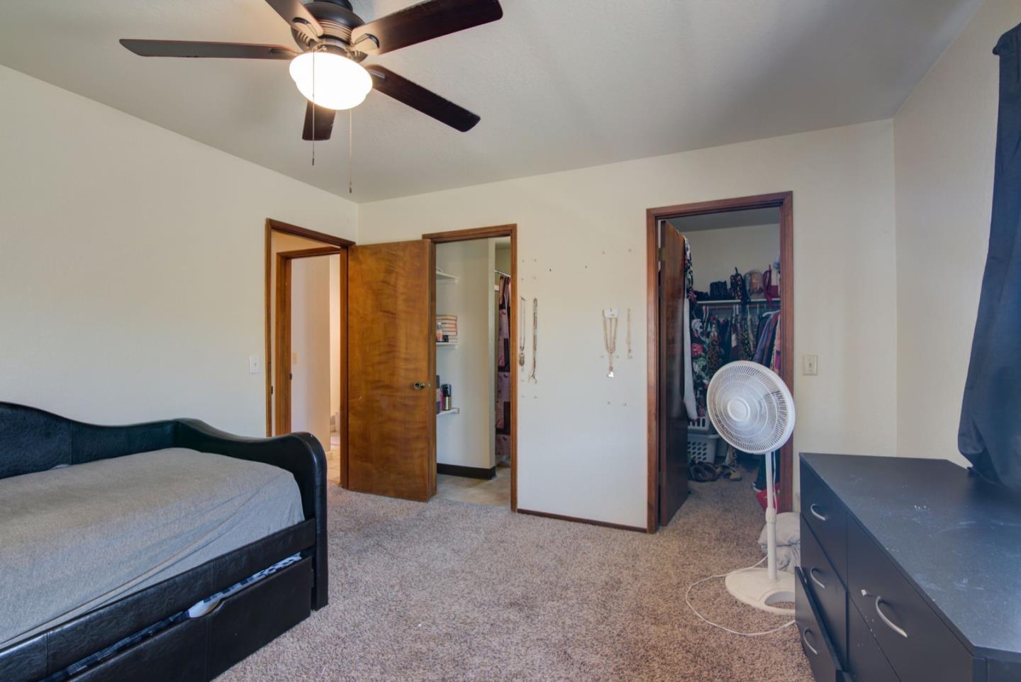 Detail Gallery Image 19 of 29 For 170 Gibson Dr #23,  Hollister,  CA 95023 - 2 Beds | 2/1 Baths