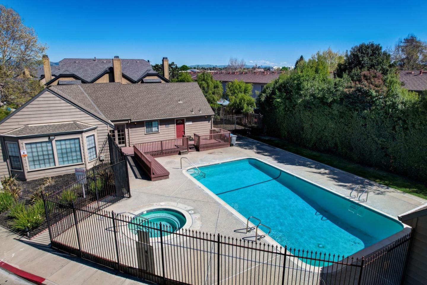 Detail Gallery Image 28 of 29 For 170 Gibson Dr #23,  Hollister,  CA 95023 - 2 Beds | 2/1 Baths