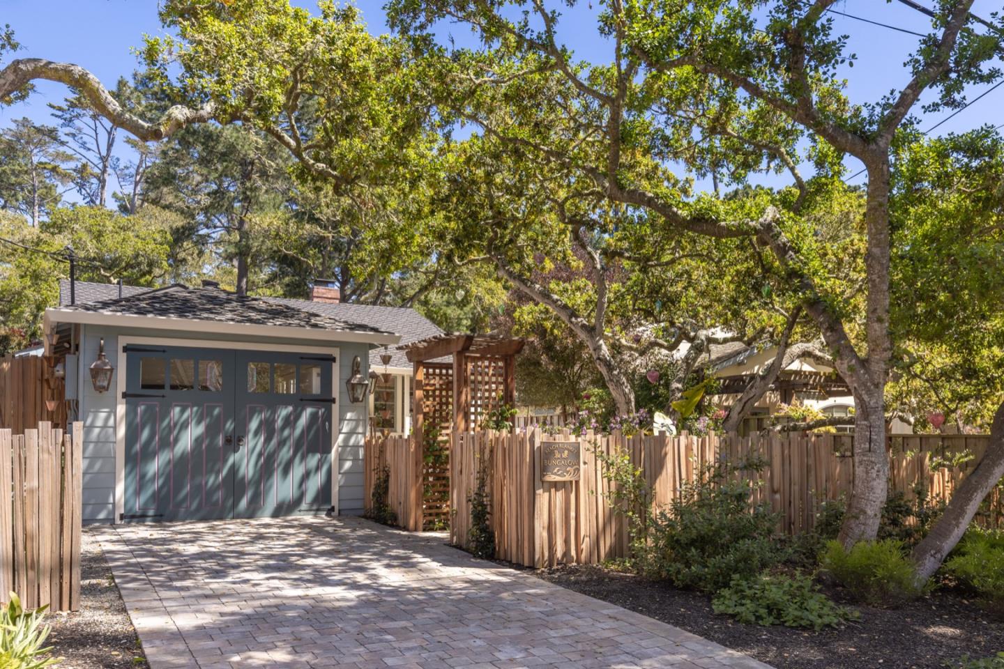 Detail Gallery Image 1 of 31 For 0 Guadalupe 2 Ne of 3rd Ave, Carmel,  CA 93923 - 3 Beds | 2/1 Baths