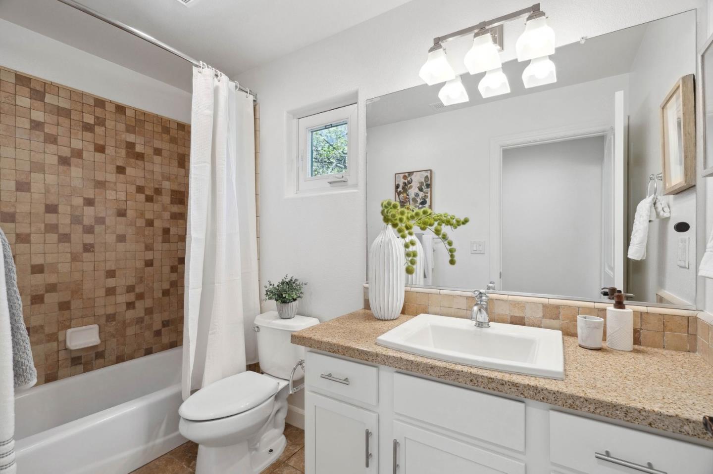 Detail Gallery Image 31 of 43 For 1221 Delmas Ave, San Jose,  CA 95125 - 4 Beds | 2/1 Baths