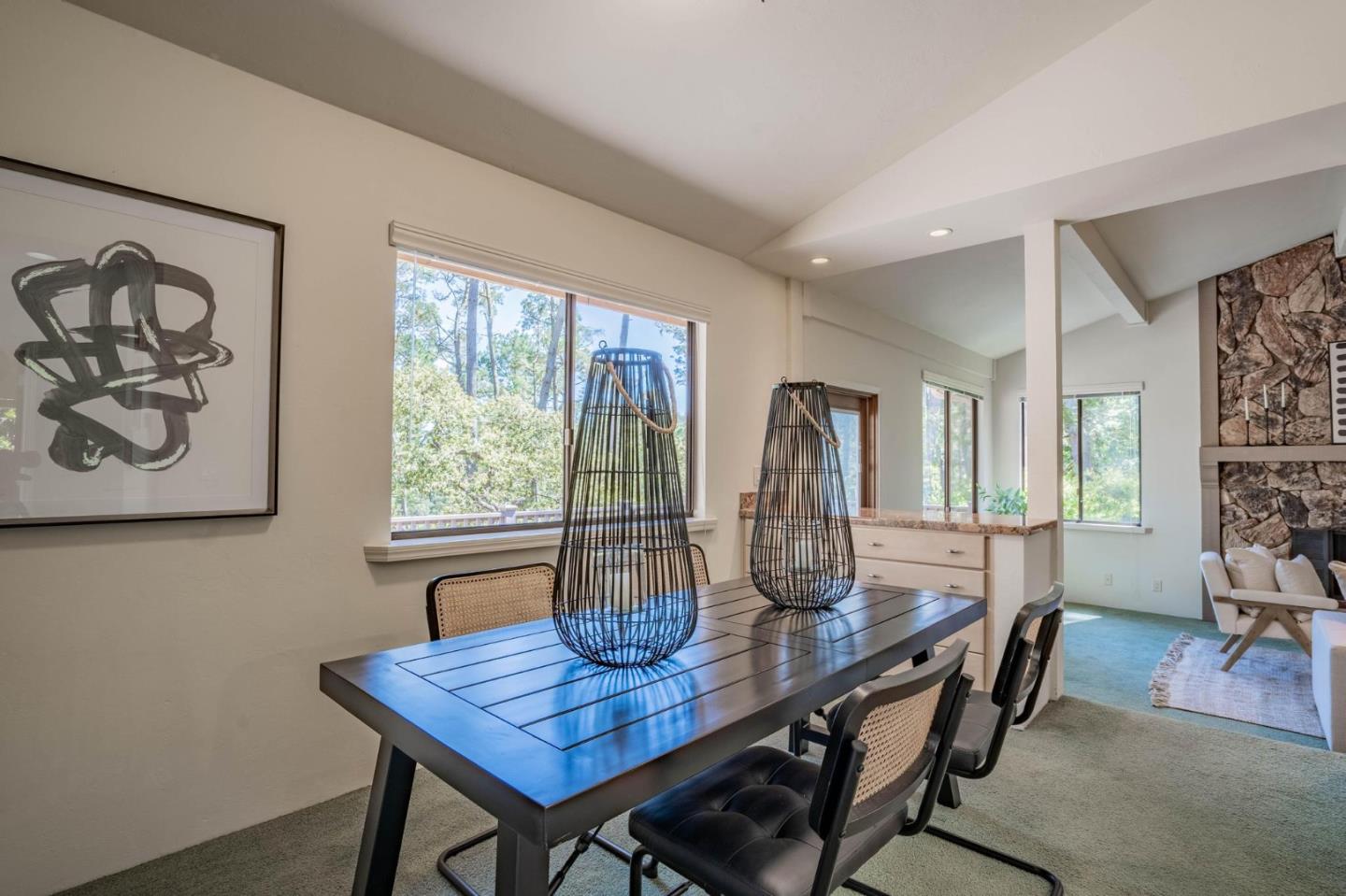 Detail Gallery Image 14 of 51 For 5 Forest Vale Place, Monterey,  CA 93940 - 3 Beds | 2/1 Baths