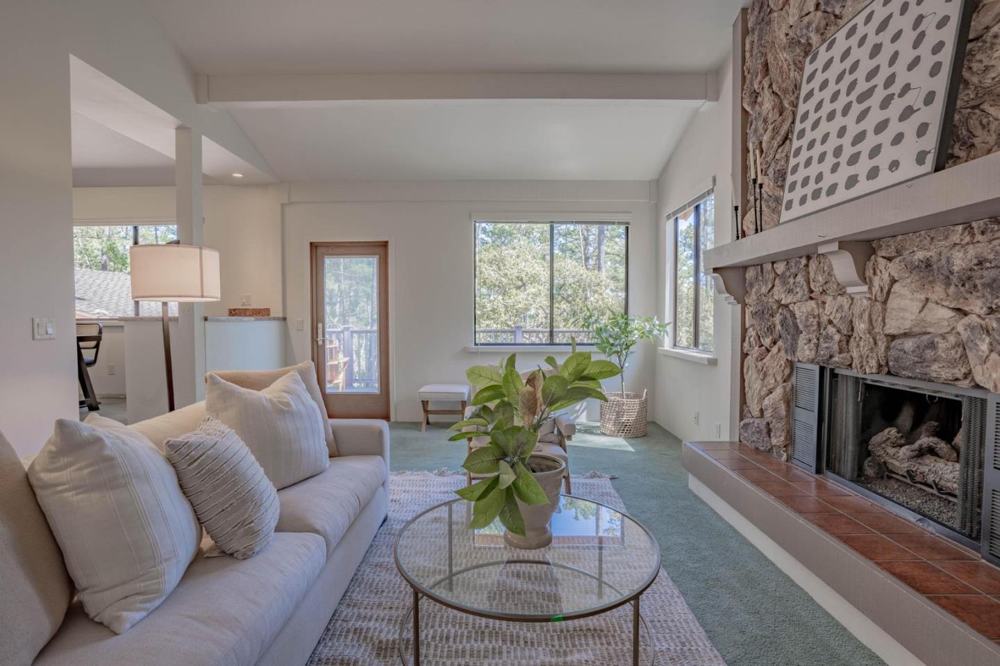 Detail Gallery Image 22 of 51 For 5 Forest Vale Place, Monterey,  CA 93940 - 3 Beds | 2/1 Baths
