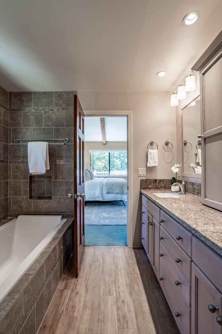 Detail Gallery Image 35 of 51 For 5 Forest Vale Place, Monterey,  CA 93940 - 3 Beds | 2/1 Baths