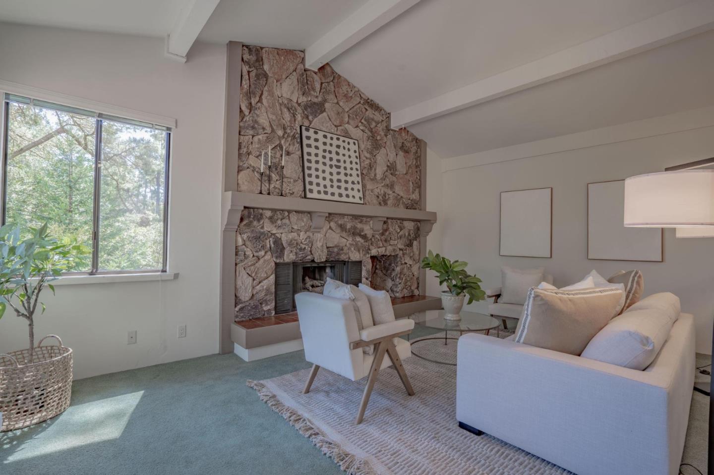 Detail Gallery Image 6 of 51 For 5 Forest Vale Place, Monterey,  CA 93940 - 3 Beds | 2/1 Baths