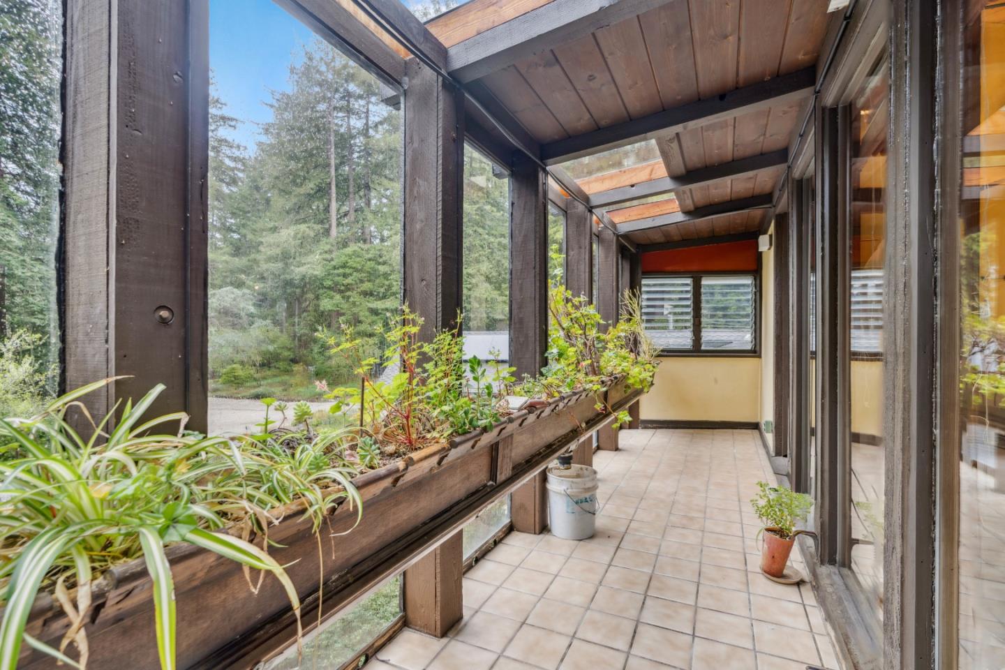 Detail Gallery Image 81 of 185 For 100 Lions Field Dr, Santa Cruz,  CA 95065 - 5 Beds | 4/1 Baths