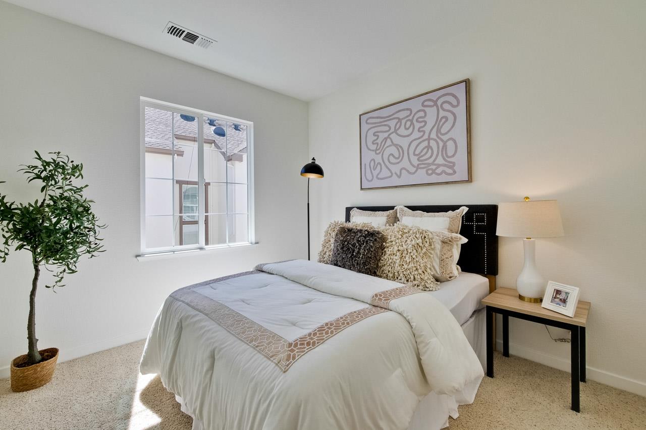 Detail Gallery Image 22 of 40 For 557 Molucca Ter, Sunnyvale,  CA 94089 - 3 Beds | 2/1 Baths