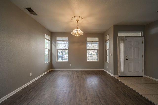 Detail Gallery Image 6 of 25 For 3651 Higgins Ave, Stockton,  CA 95205 - 4 Beds | 2 Baths