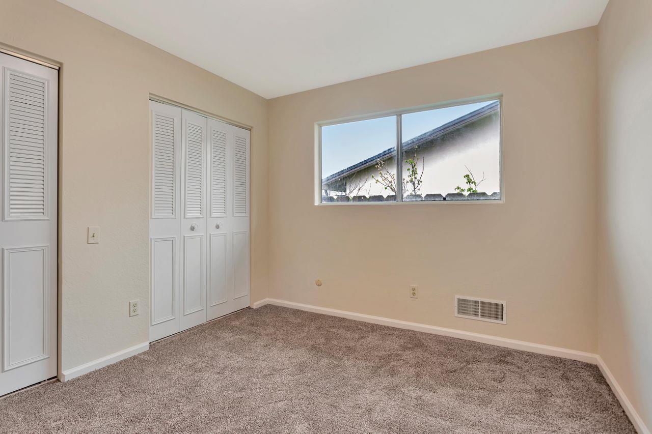 Detail Gallery Image 23 of 31 For 417 Windsor Ct, Marina,  CA 93933 - 3 Beds | 2 Baths