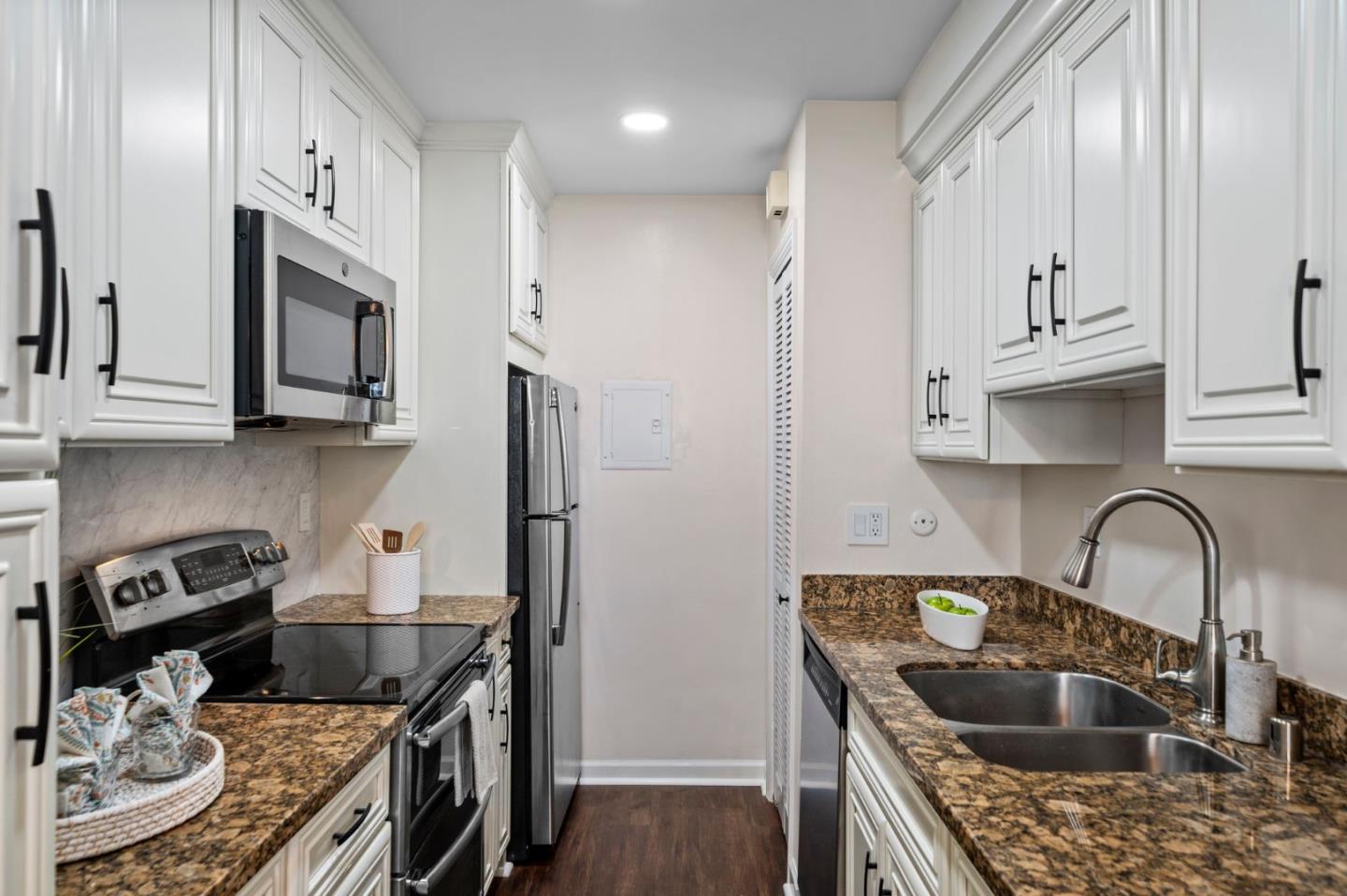 Detail Gallery Image 16 of 30 For 207 Coy Dr #2,  San Jose,  CA 95123 - 2 Beds | 1 Baths