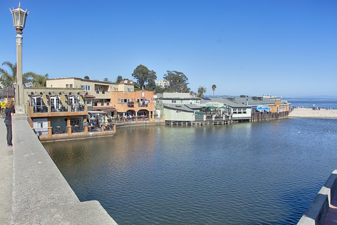 Detail Gallery Image 20 of 26 For 5005 Cliff Dr #2,  Capitola,  CA 95010 - 2 Beds | 2 Baths