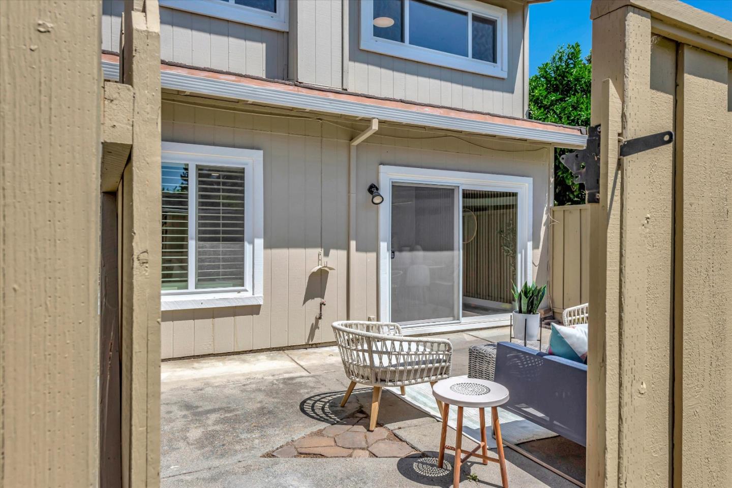 Detail Gallery Image 48 of 52 For 4468 Openmeadow Ct, San Jose,  CA 95129 - 3 Beds | 2/1 Baths