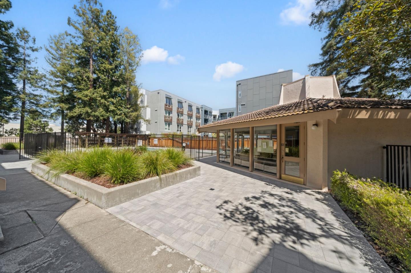 Detail Gallery Image 29 of 45 For 400 Ortega Ave #102,  Mountain View,  CA 94040 - 1 Beds | 1 Baths