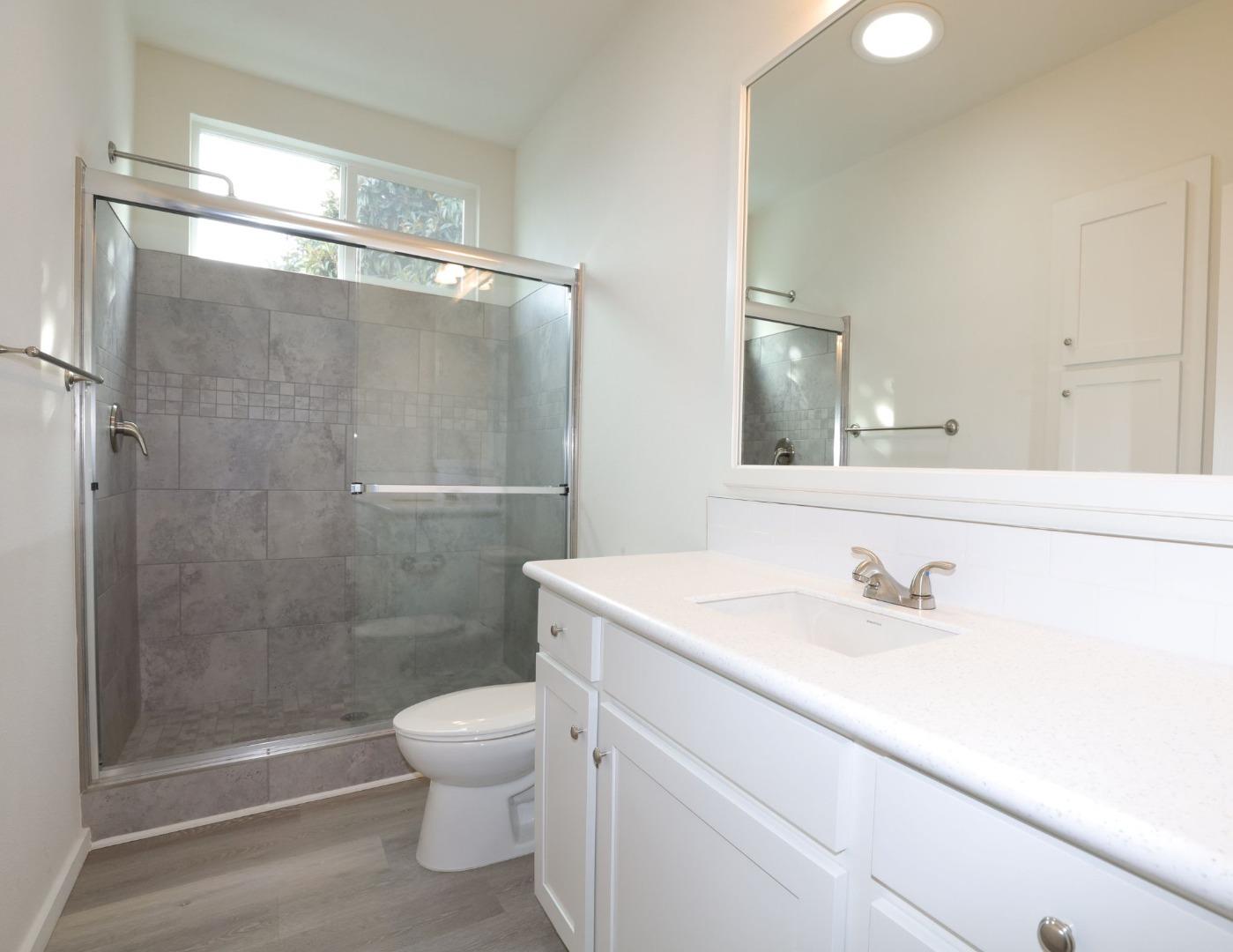 Detail Gallery Image 8 of 10 For 2151 Oakland Rd #308,  San Jose,  CA 95131 - 3 Beds | 2 Baths