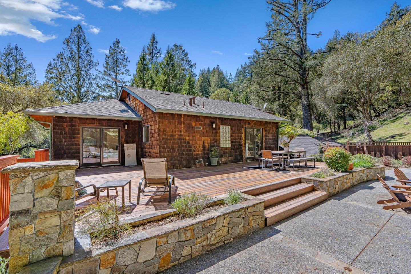 Detail Gallery Image 2 of 39 For 215 Quail Ridge Rd, Scotts Valley,  CA 95066 - 4 Beds | 2/1 Baths