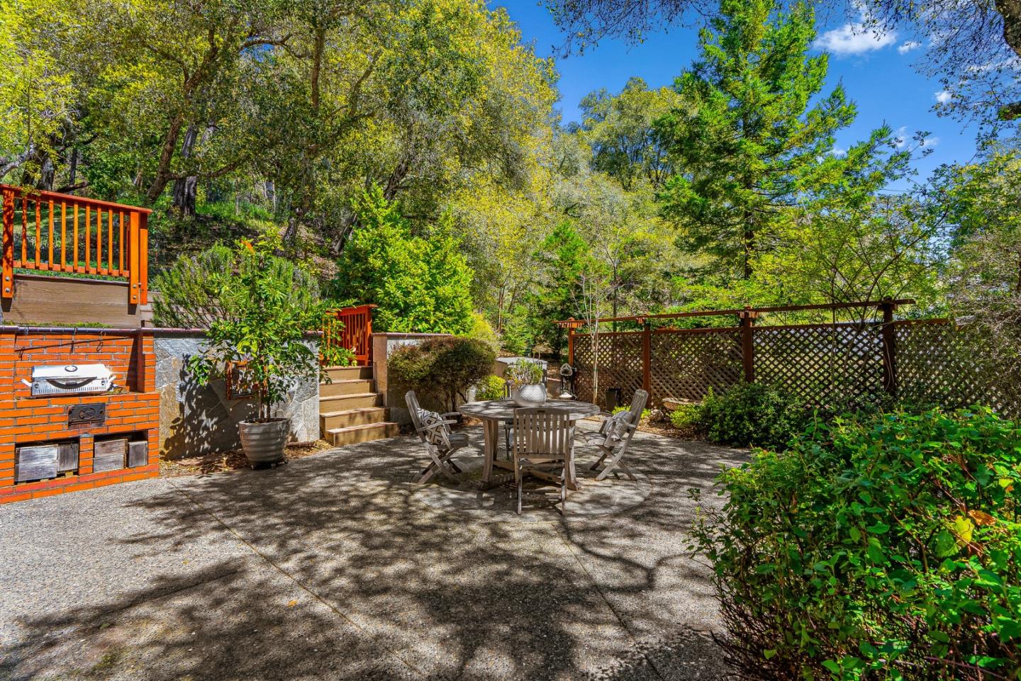 Detail Gallery Image 4 of 39 For 215 Quail Ridge Rd, Scotts Valley,  CA 95066 - 4 Beds | 2/1 Baths