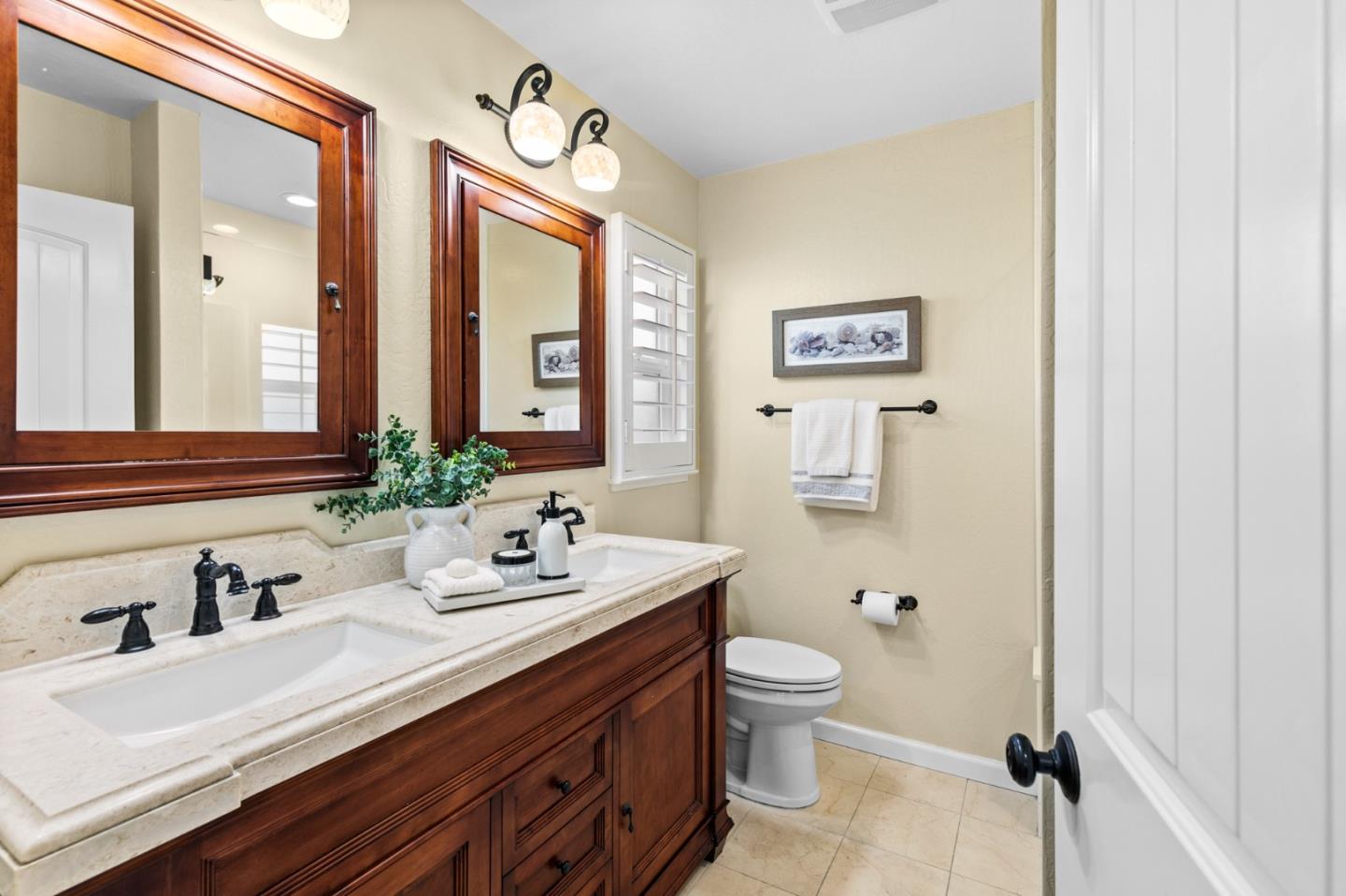 Detail Gallery Image 13 of 22 For 5369 Keystone Dr, Fremont,  CA 94536 - 3 Beds | 2 Baths