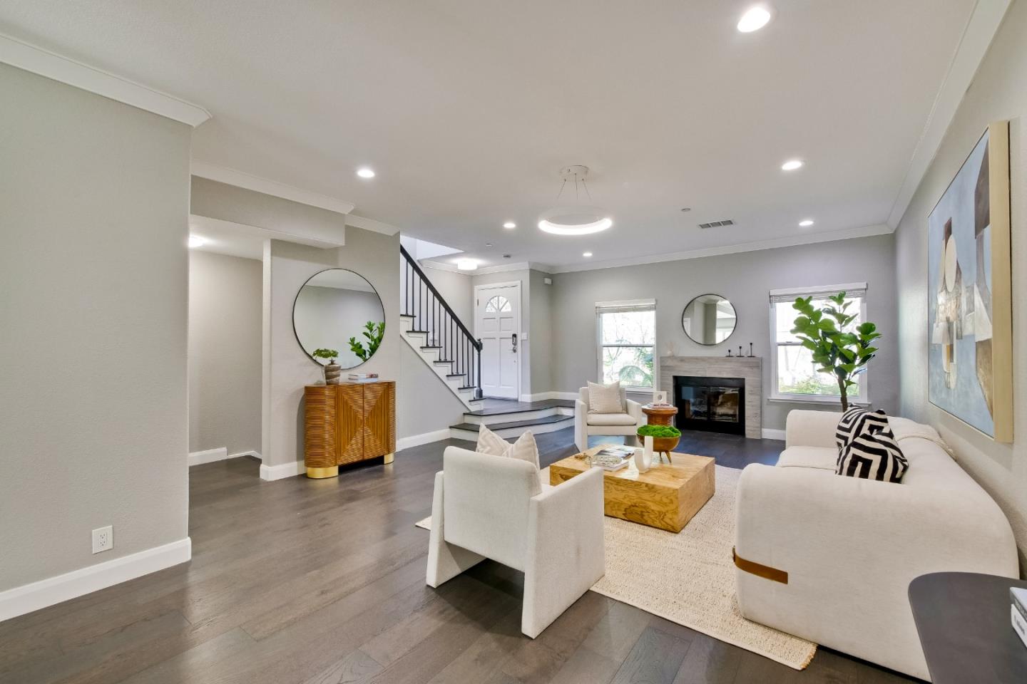 Detail Gallery Image 10 of 56 For 943 La Mesa Ter #B,  Sunnyvale,  CA 94086 - 3 Beds | 2/1 Baths