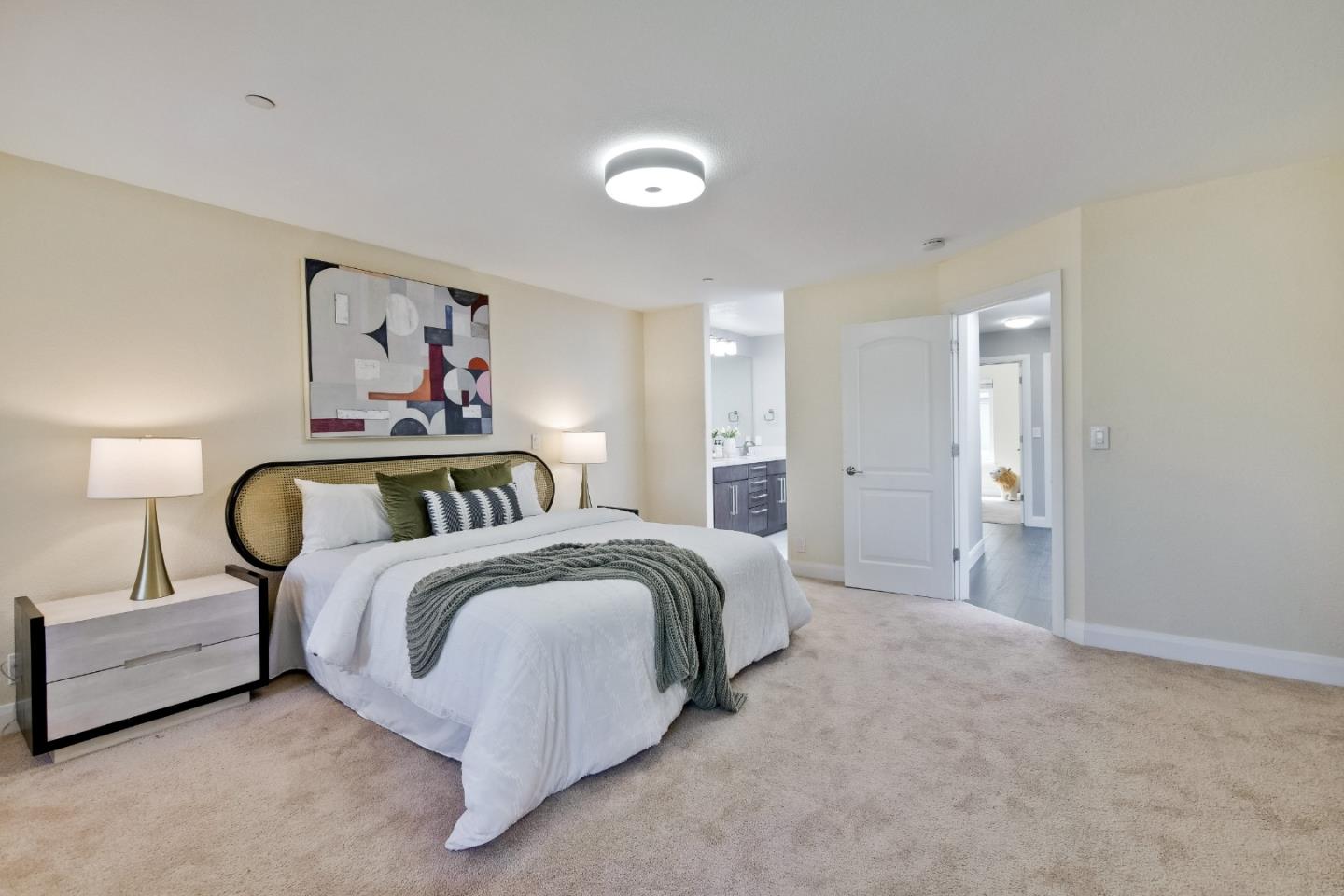 Detail Gallery Image 27 of 56 For 943 La Mesa Ter #B,  Sunnyvale,  CA 94086 - 3 Beds | 2/1 Baths